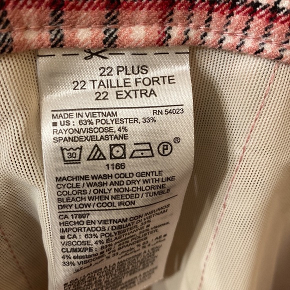 Old Navy Pink Plaid Pants - Picture 8 of 8